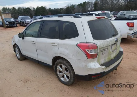 2015 Subaru Forester 2.5I Premium z USA, uszkodzony, nr VIN JF2SJADC0FH597372